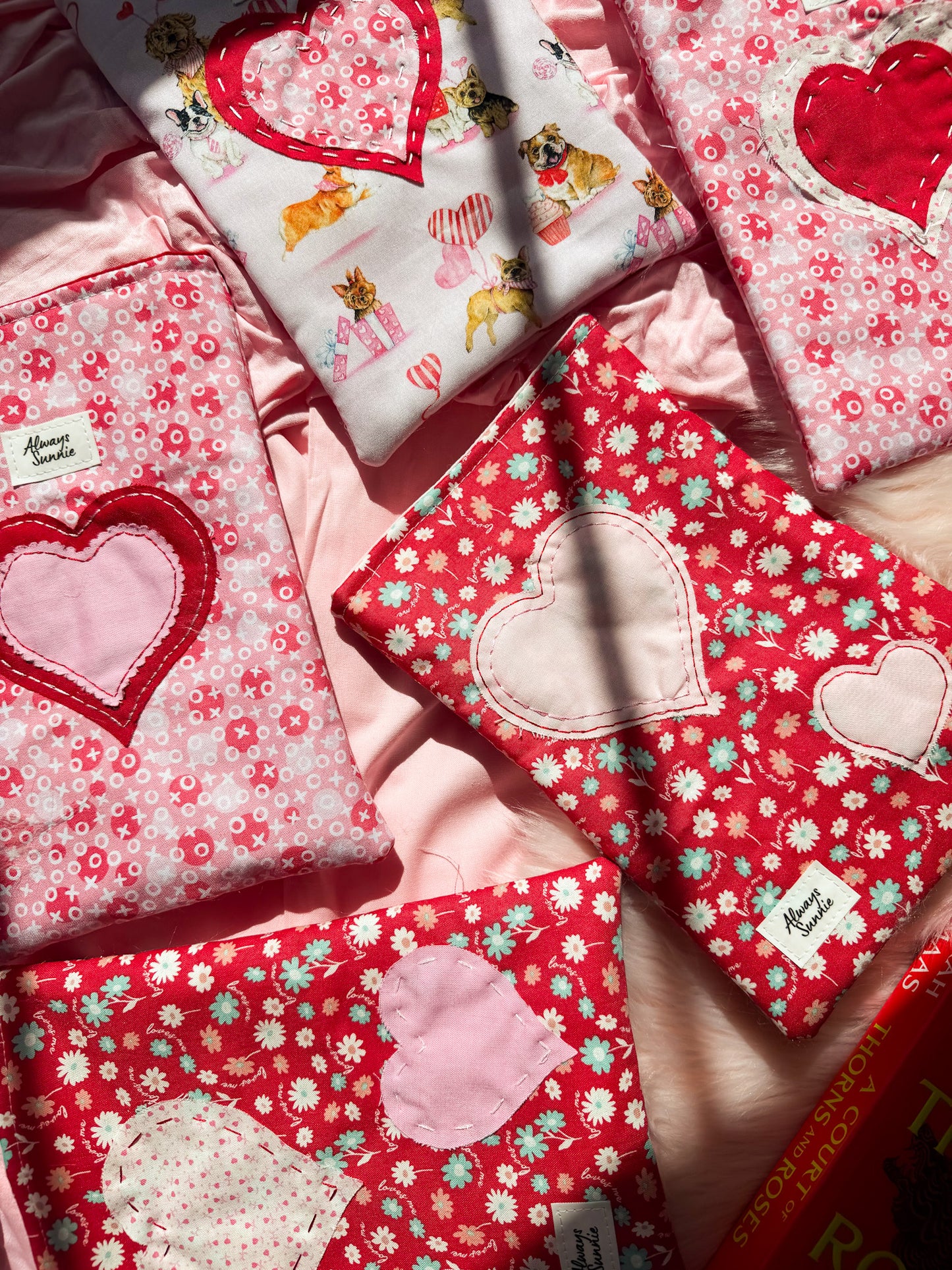 Chloe Large Book Sleeve - Whole Lotta Love Collection