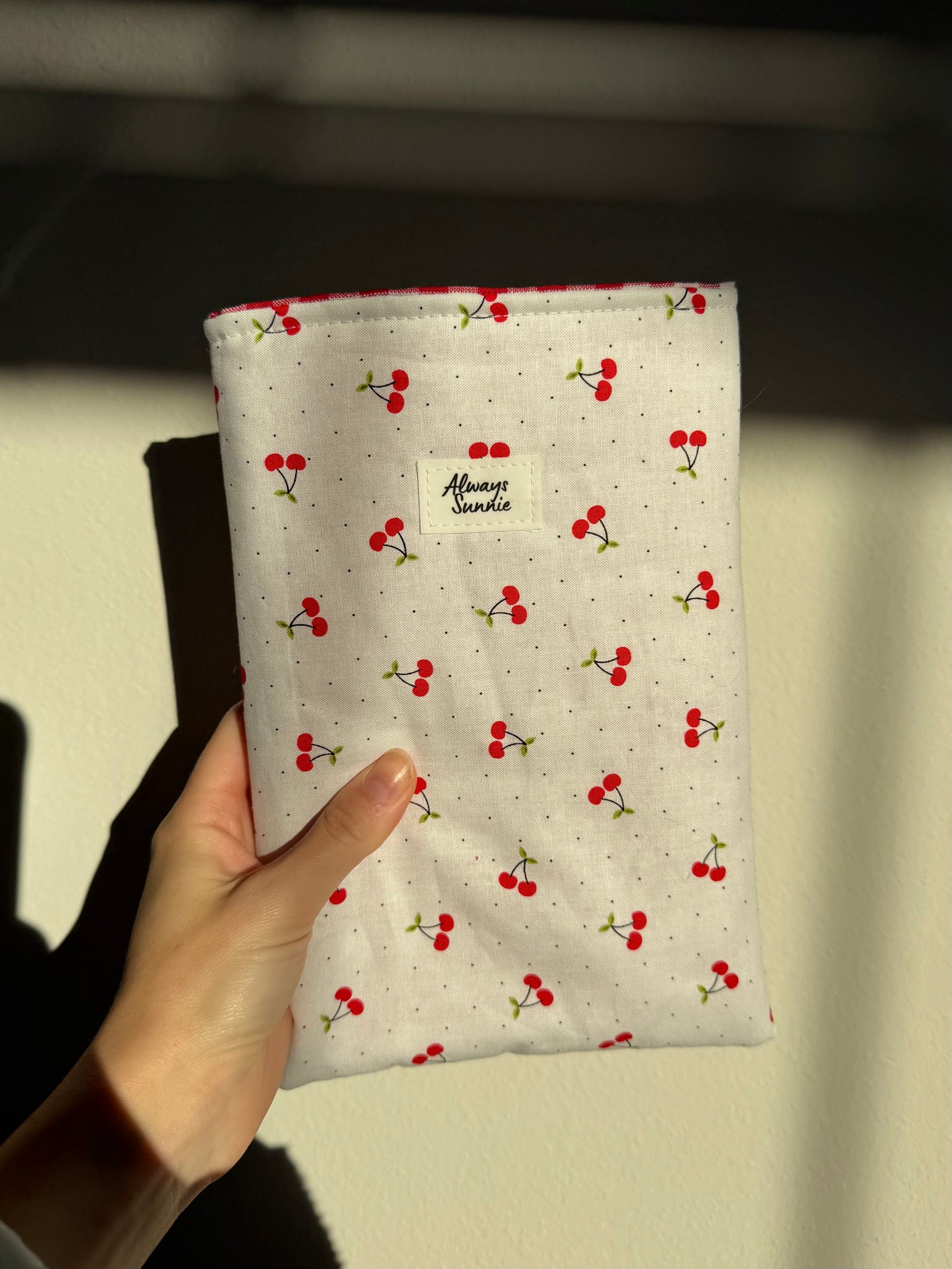 Small Book Sleeve - Cheri