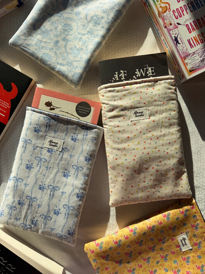Small Book Sleeve - Danielle