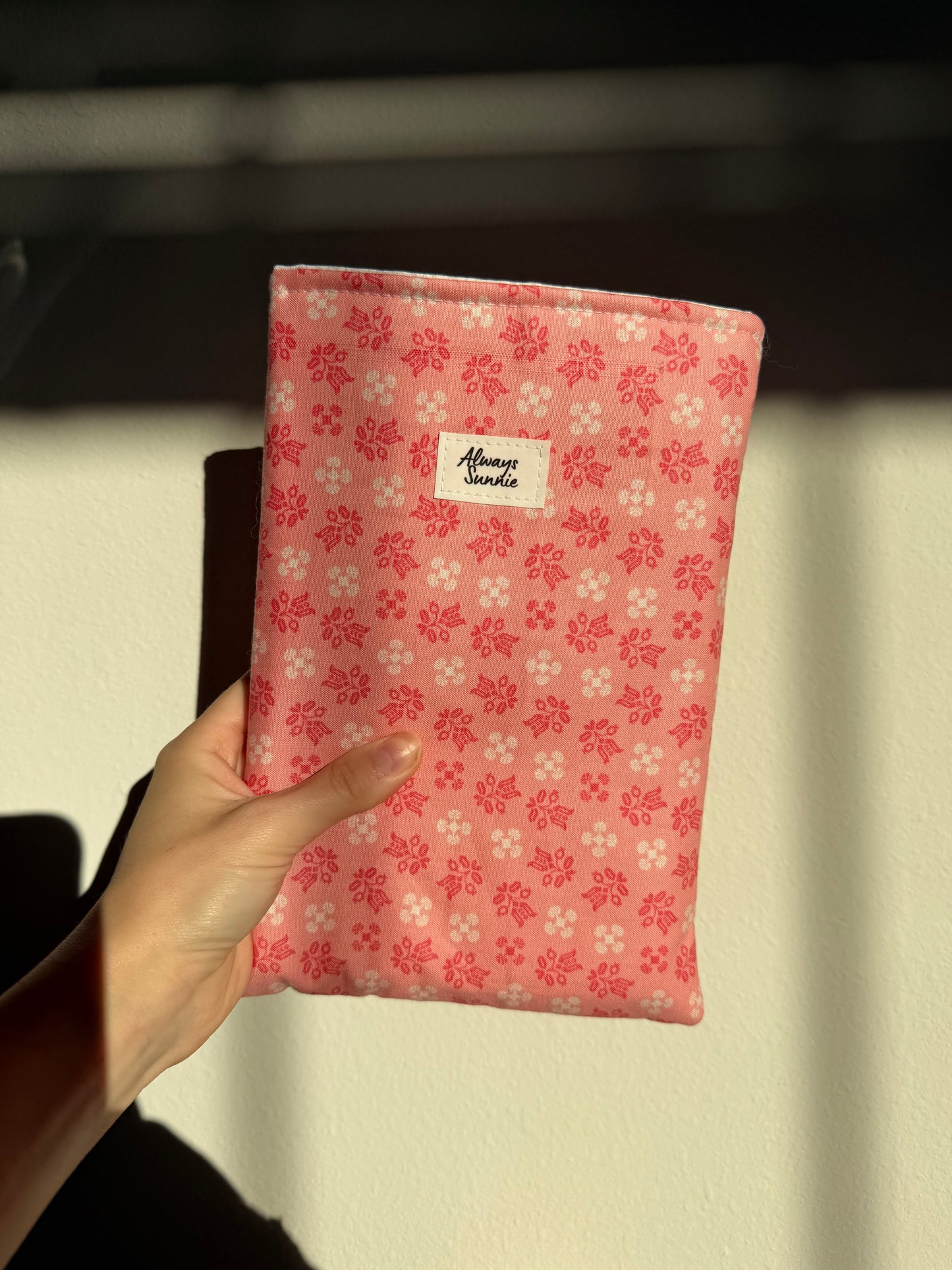 Small Book Sleeve - Lisa