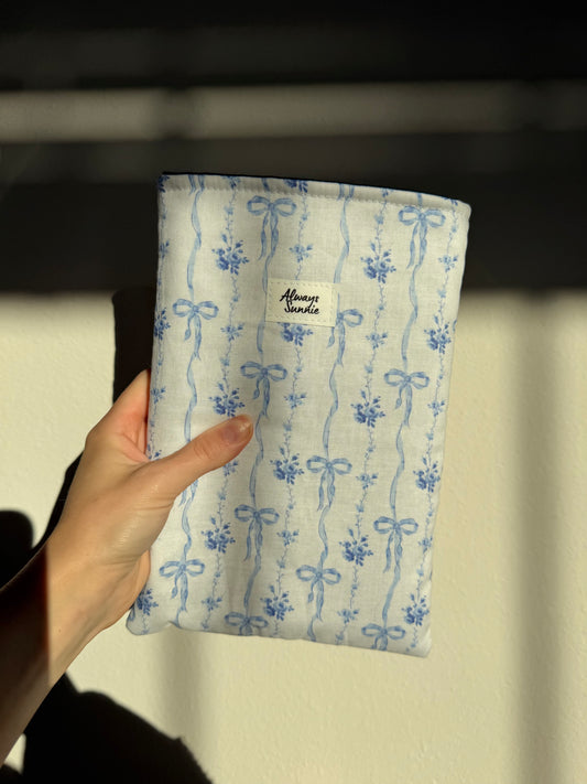 Small Book Sleeve - Beau