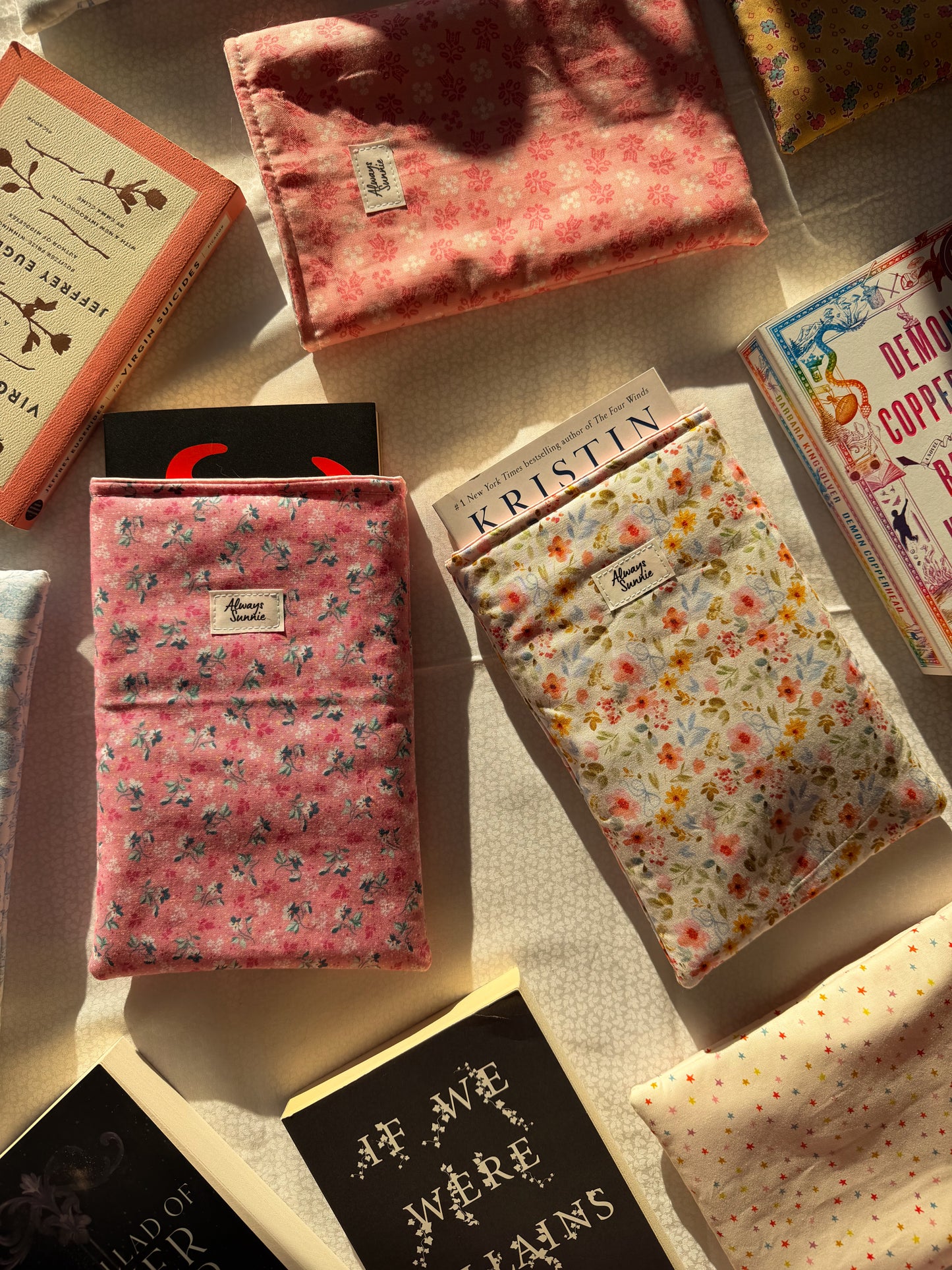 Small Book Sleeve - Lisa