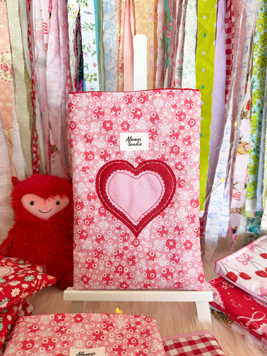 XOXO Small Book Sleeve (I) - Whole Lotta Love Collection