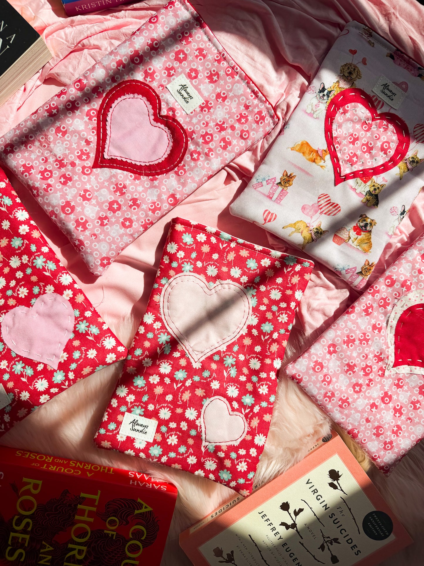 Ruff Small Book Sleeve (I) - Whole Lotta Love Collection