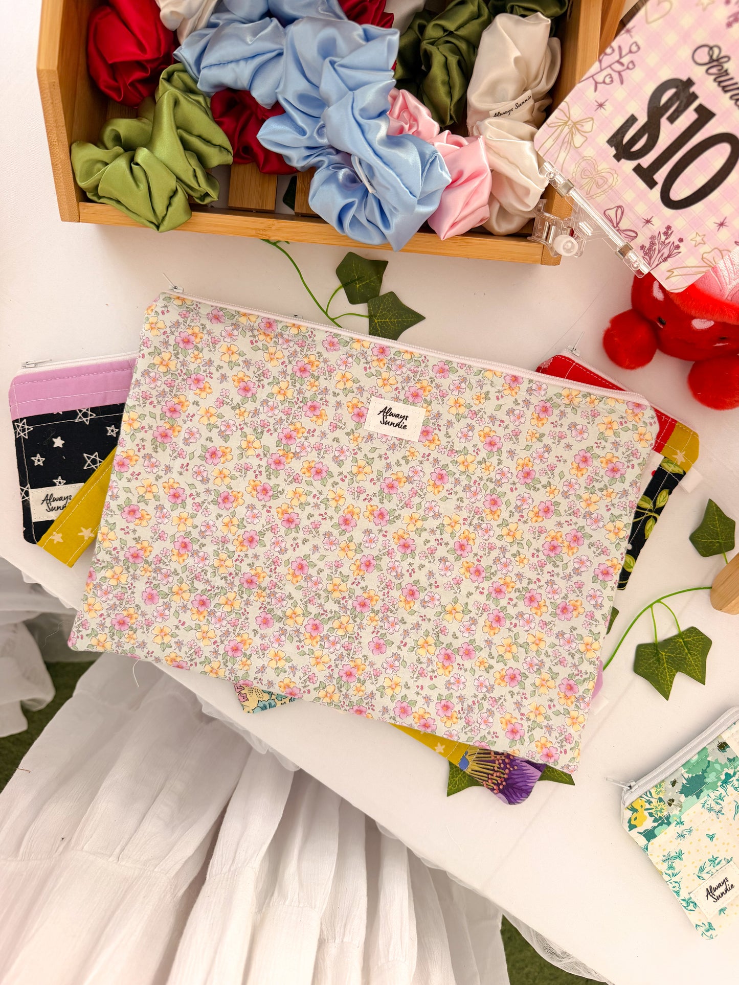 Small Laptop Sleeve - Daphne