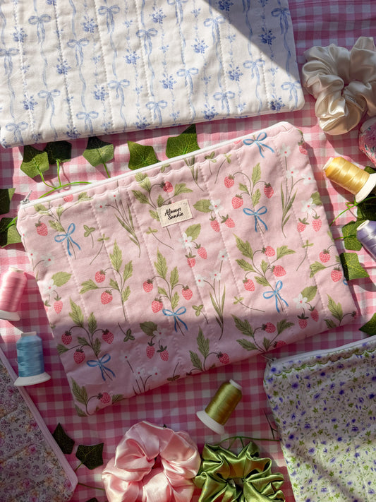 Small Laptop Sleeve - Berry