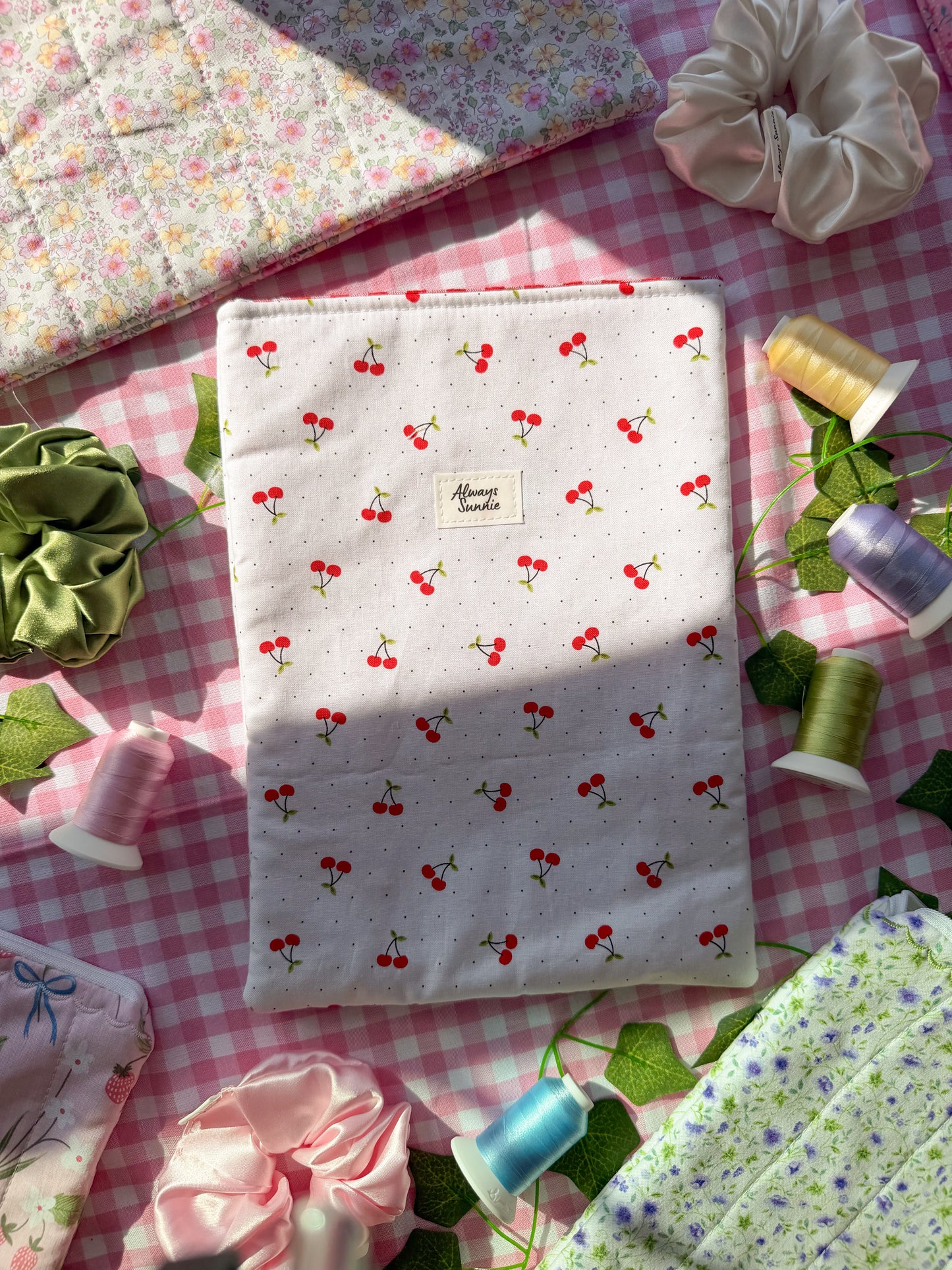 Large Book Sleeve - Cheri