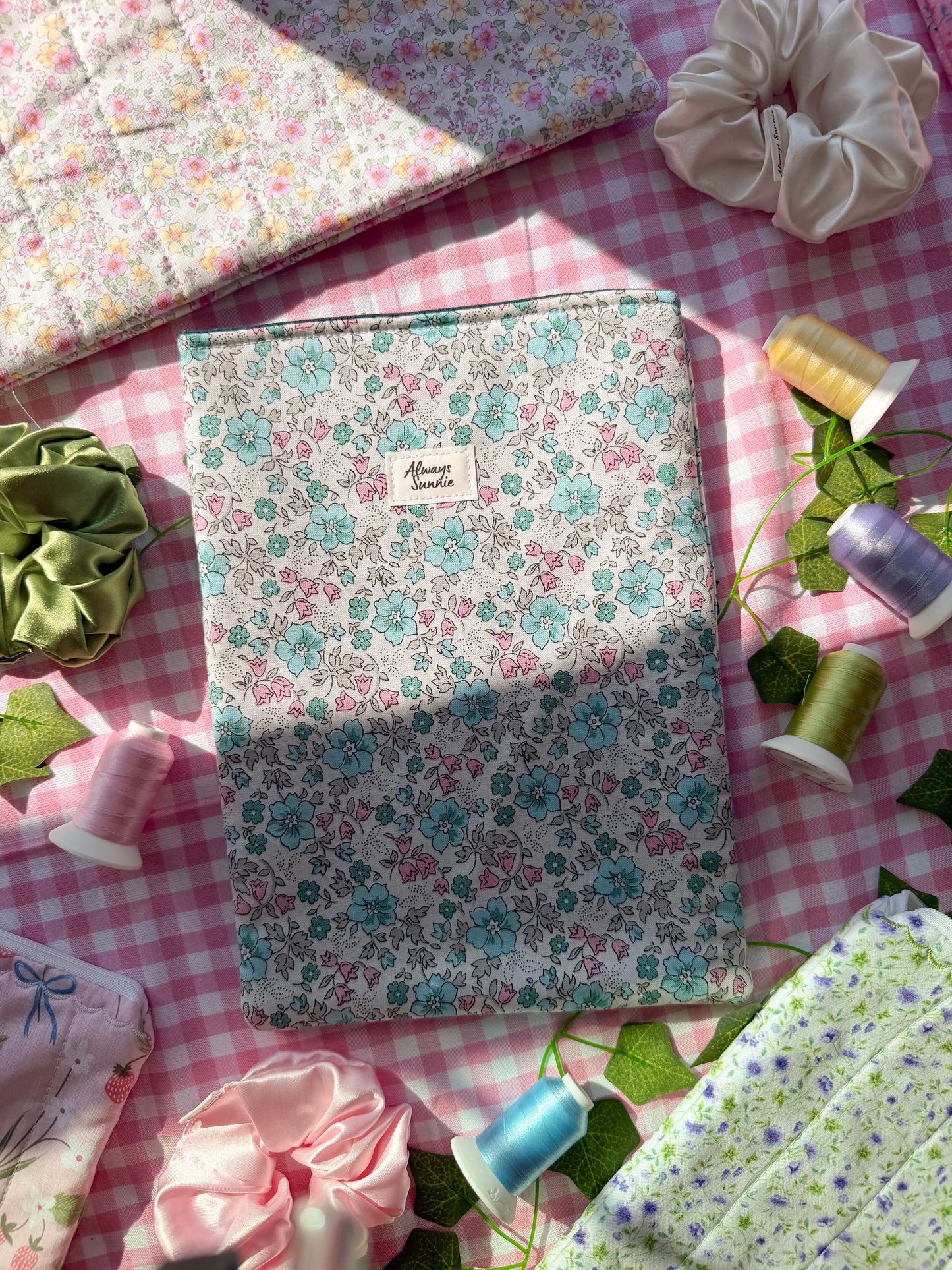 Large Book Sleeve - Misty