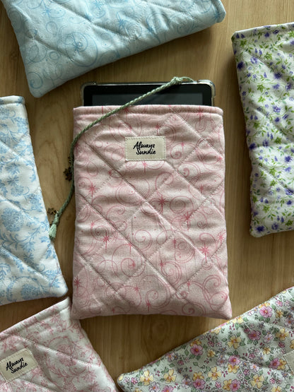 Paperwhite Kindle Sleeve - Aurora