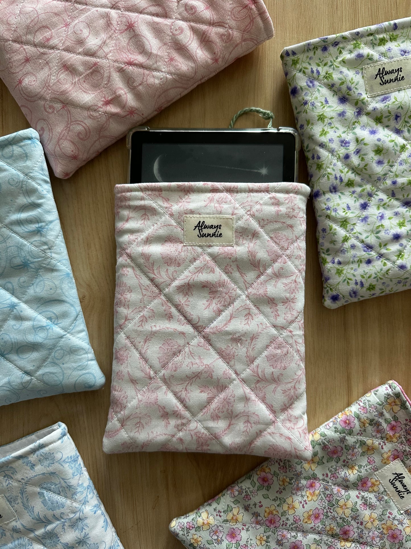 Paperwhite Kindle Sleeve - Pennie