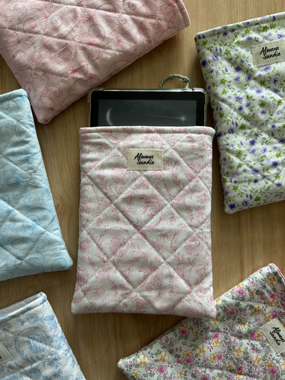 Paperwhite Kindle Sleeve - Pennie