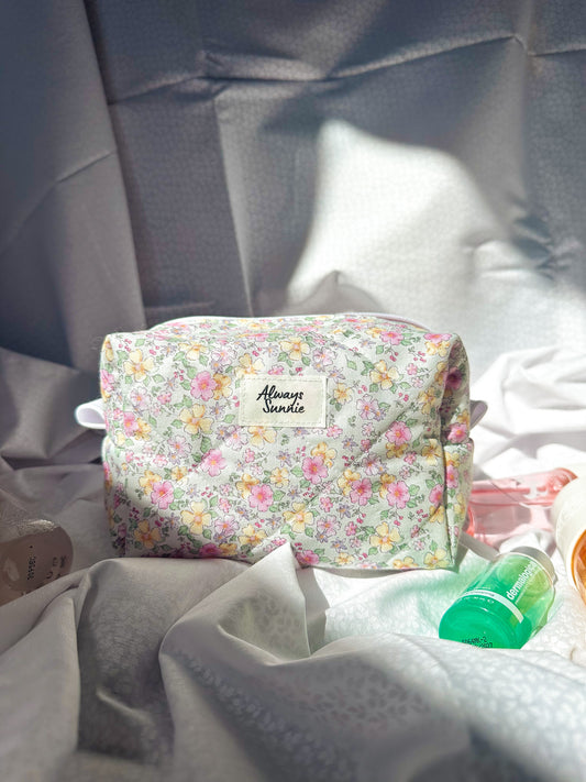 Toiletry Bag - Daphne